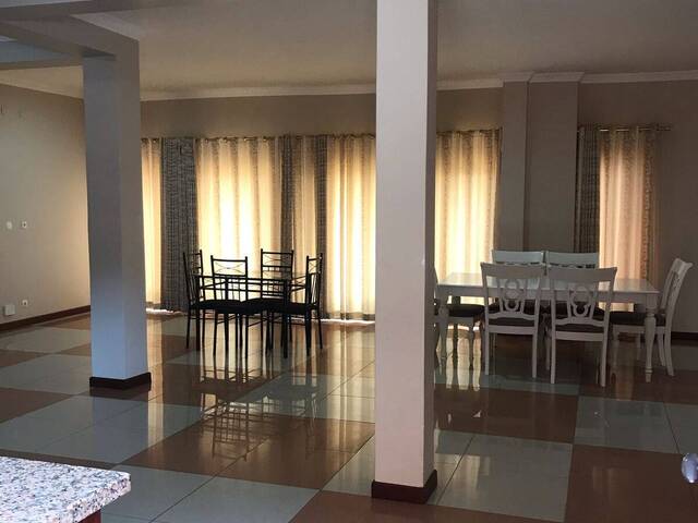 #17 - Casa para Locação em Maputo - Maputo